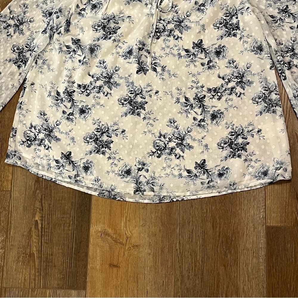 Maison ‘d Amelie Floral Tunic Blouse Womens Size XS Ruffled Peasant Cottagecore - Picture 3 of 16